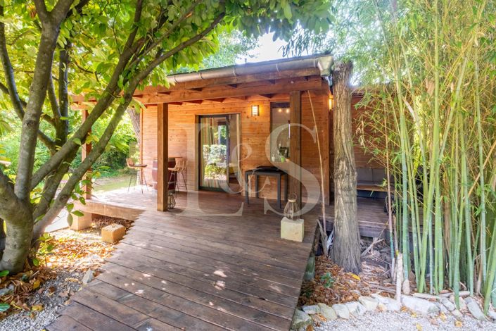 Image No.20-6 Bed House for sale