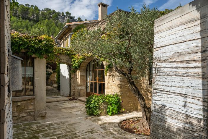 Image No.1-3 Bed House for sale