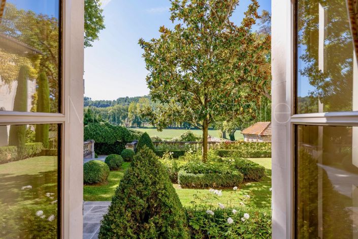 Image No.20-6 Bed House for sale