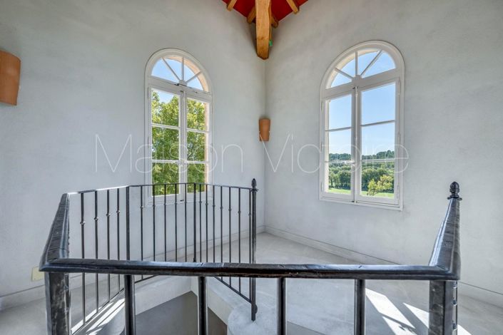 Image No.26-6 Bed House for sale