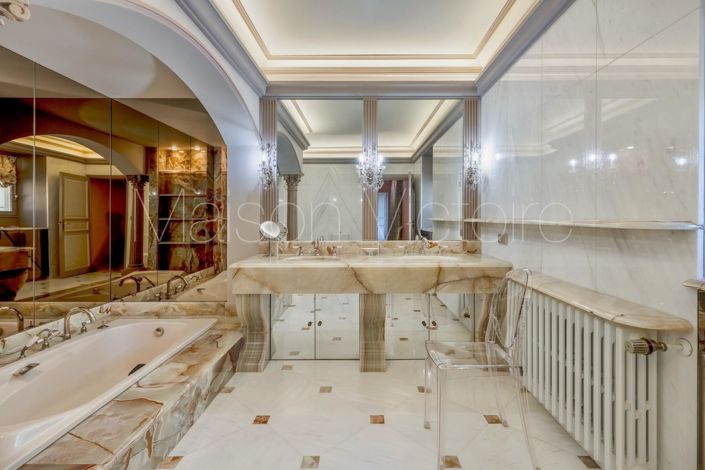 Image No.27-6 Bed House for sale