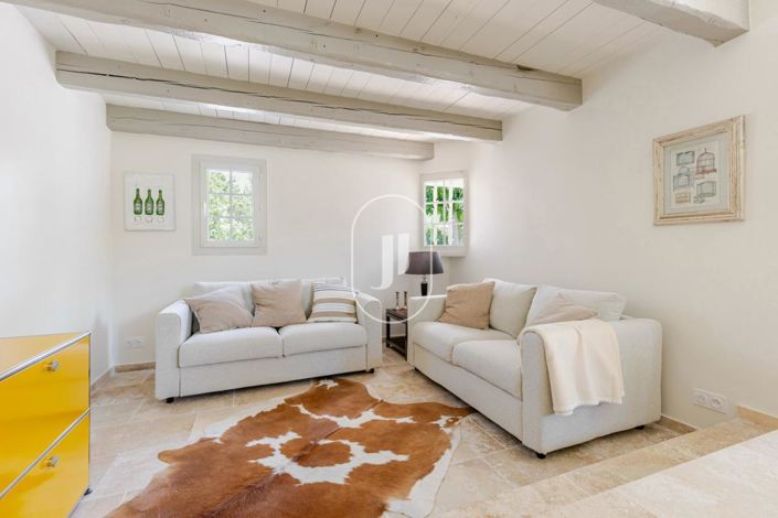 Image No.7-2 Bed House for sale