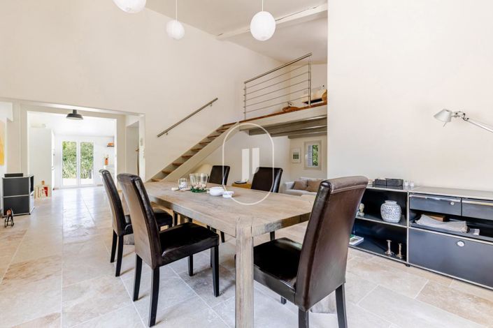 Image No.9-2 Bed House for sale