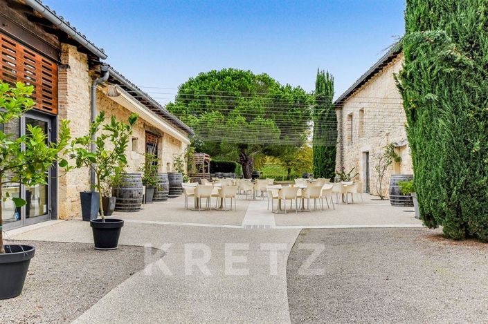 Image No.2-18 Bed Property for sale