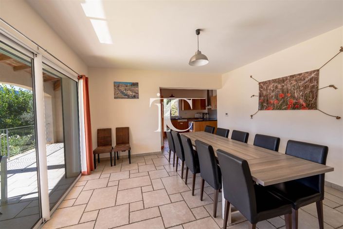 Image No.8-4 Bed House for sale