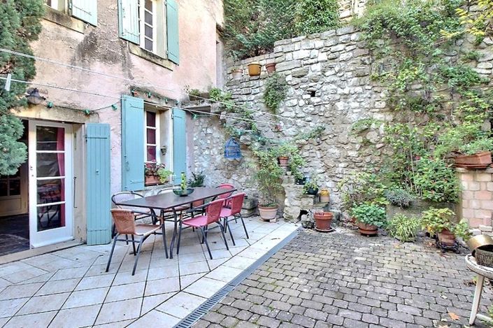 Image No.14-6 Bed House for sale