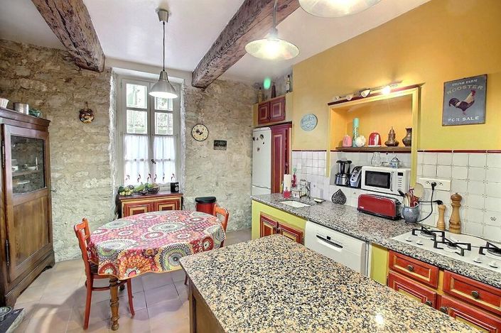 Image No.6-6 Bed House for sale