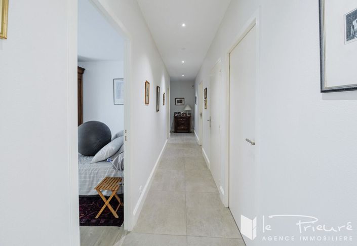 Image No.15-4 Bed House for sale