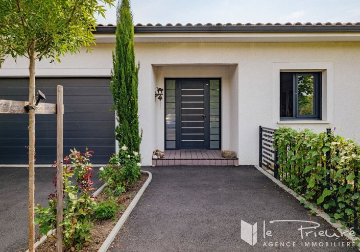 Image No.18-4 Bed House for sale