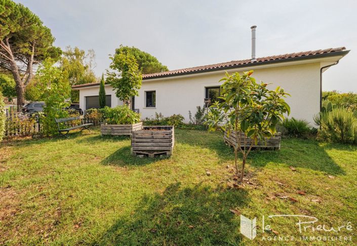 Image No.2-4 Bed House for sale