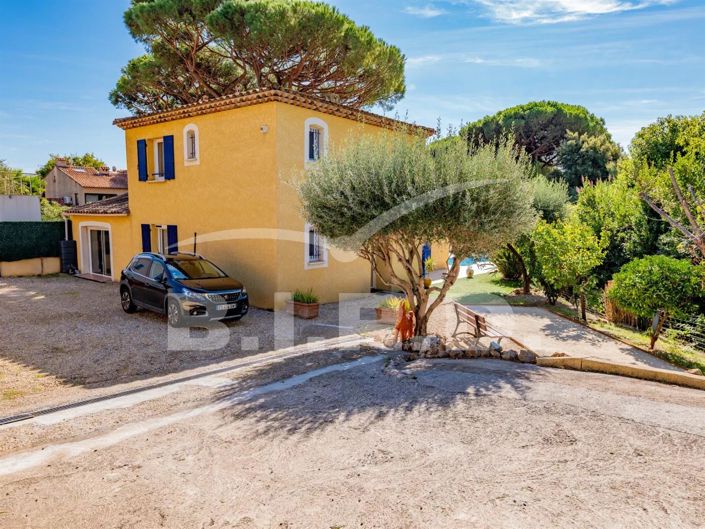 Image No.3-4 Bed House for sale