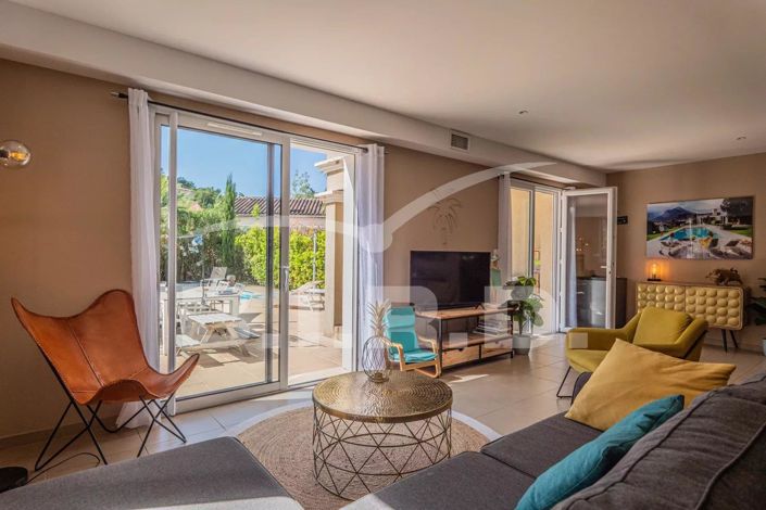 Image No.4-3 Bed House for sale