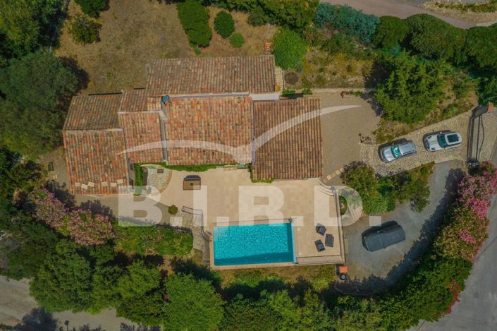 Image No.8-4 Bed House for sale