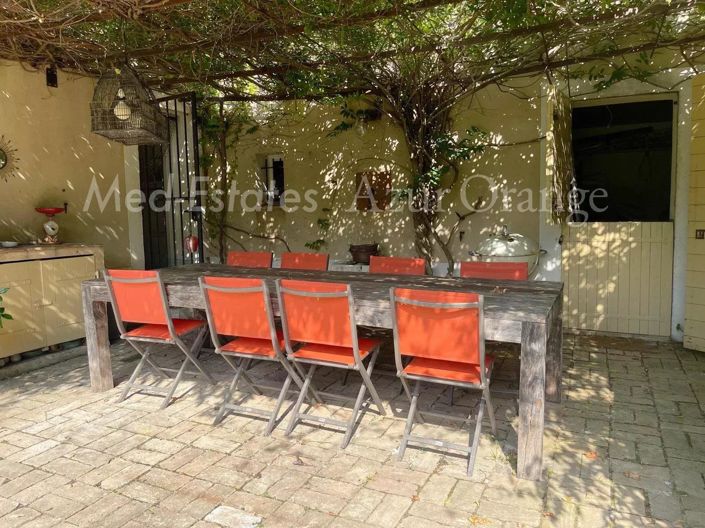 Image No.10-3 Bed House for sale