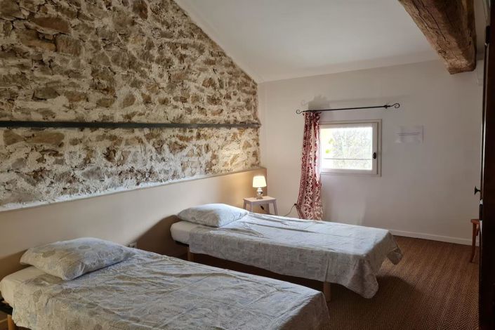 Image No.16-10 Bed House for sale