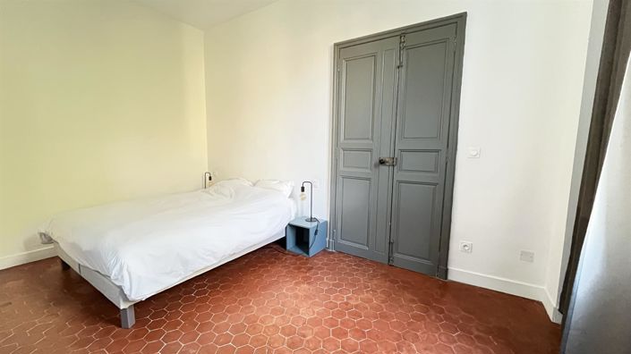 Image No.19-9 Bed House for sale