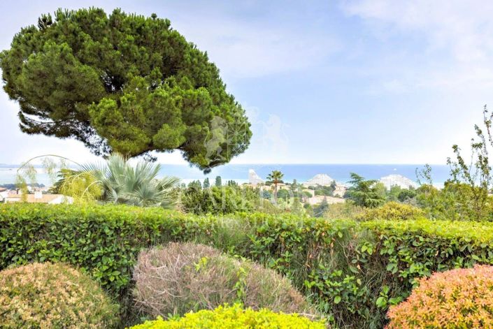 Image No.4-4 Bed House for sale