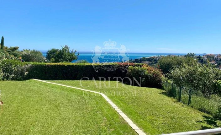 Image No.1-4 Bed House for sale