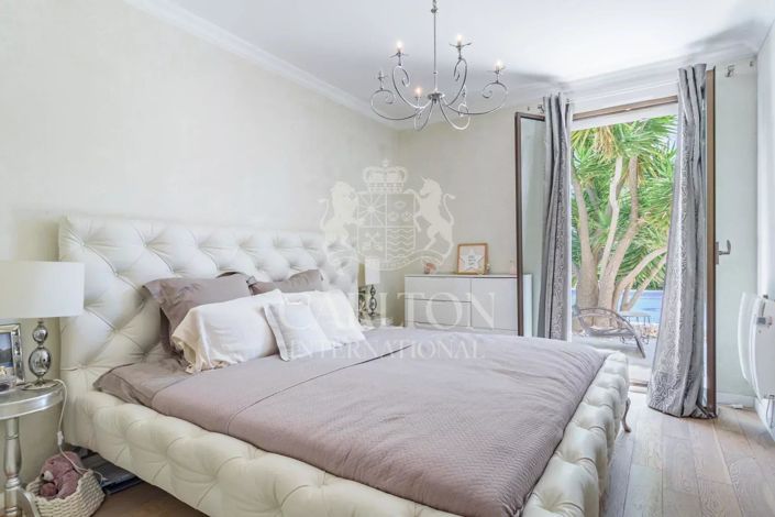 Image No.9-4 Bed House for sale