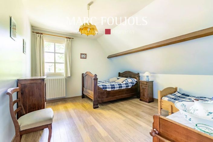 Image No.17-5 Bed House for sale