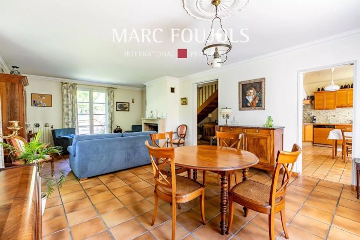 Image No.7-5 Bed House for sale