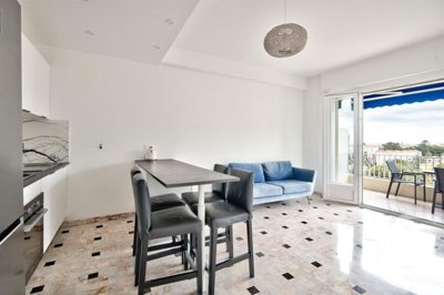 2 Bed Apartment for sale