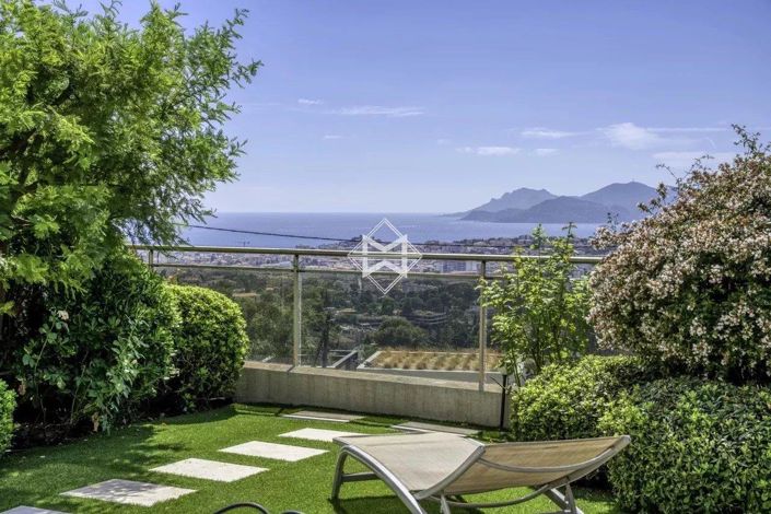 Image No.2-5 Bed Apartment for sale