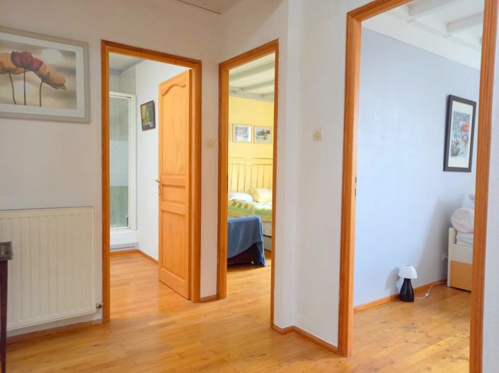 Image No.12-4 Bed House for sale