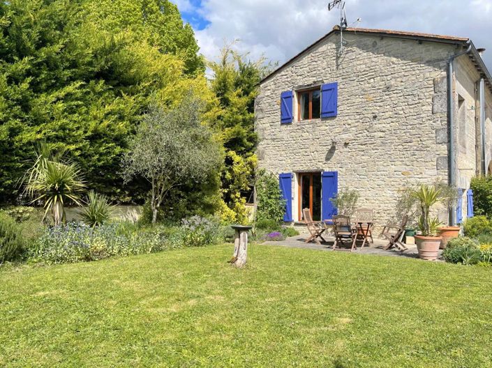 Image No.24-4 Bed House for sale