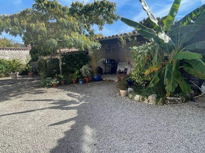 Image No.30-4 Bed House for sale