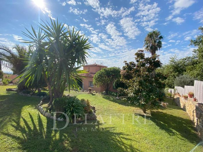 Image No.18-4 Bed House for sale