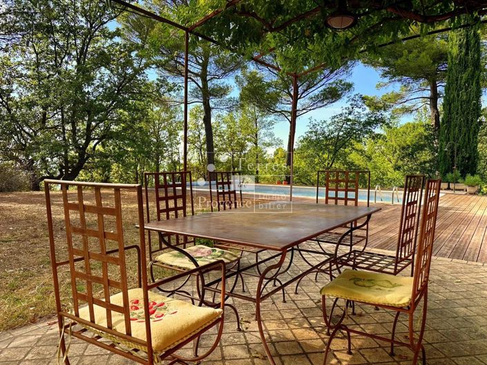 Image No.8-3 Bed House for sale