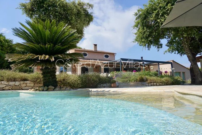 Image No.2-5 Bed House for sale