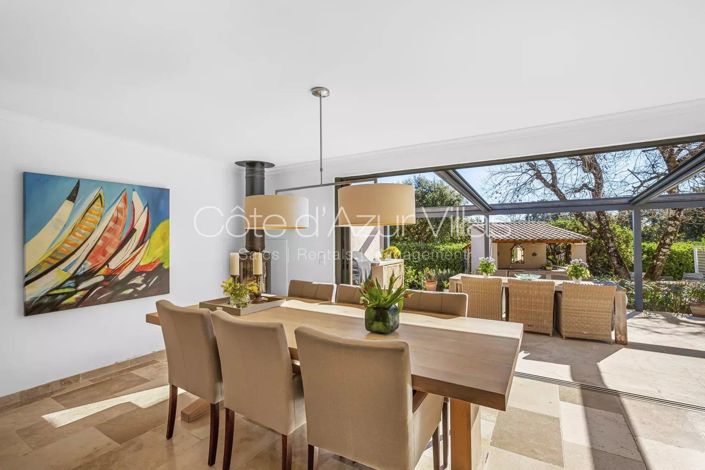 Image No.6-5 Bed House for sale