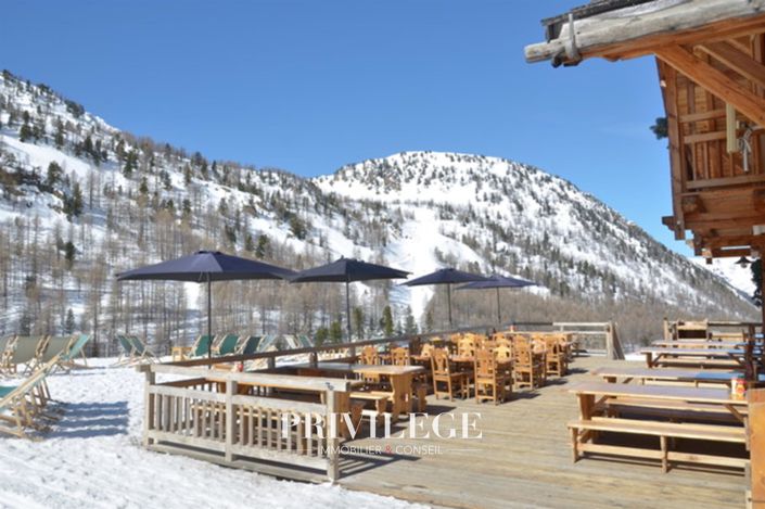 Image No.4-3 Bed House for sale