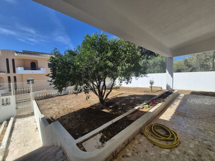 Image No.3-3 Bed House for sale