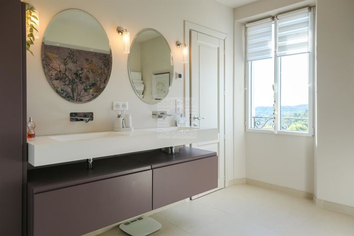 Image No.18-4 Bed House for sale