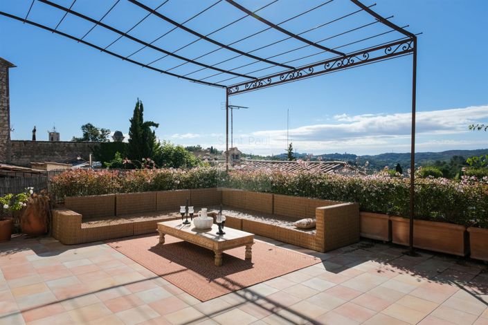 Image No.8-4 Bed House for sale