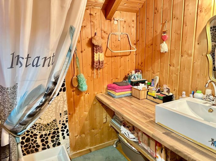 Image No.14-2 Bed House for sale