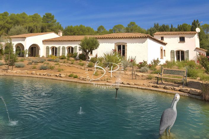 Image No.18-5 Bed House for sale