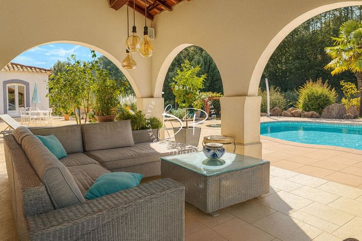 Image No.4-5 Bed House for sale