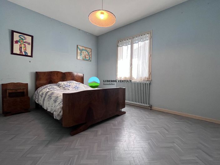 Image No.11-3 Bed House for sale