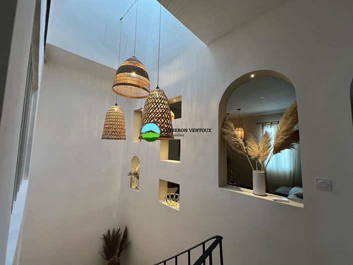 Image No.11-7 Bed Property for sale