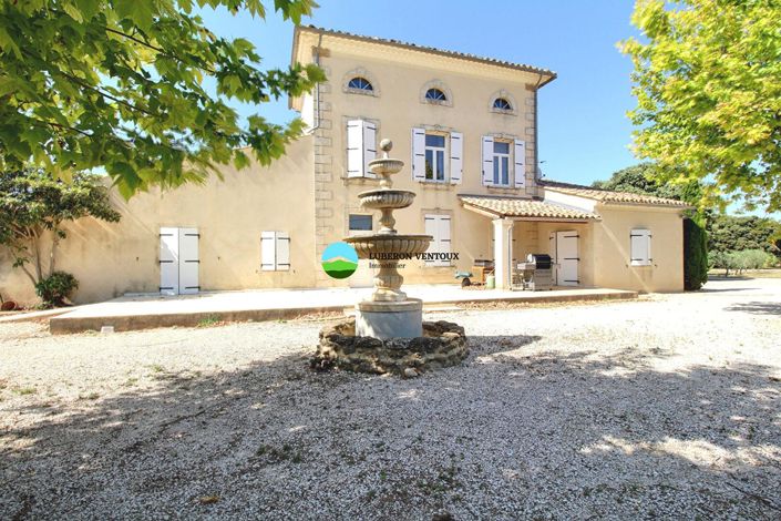 Image No.1-5 Bed House for sale