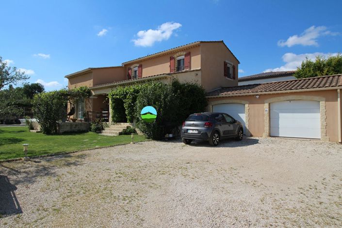 Image No.15-4 Bed House for sale