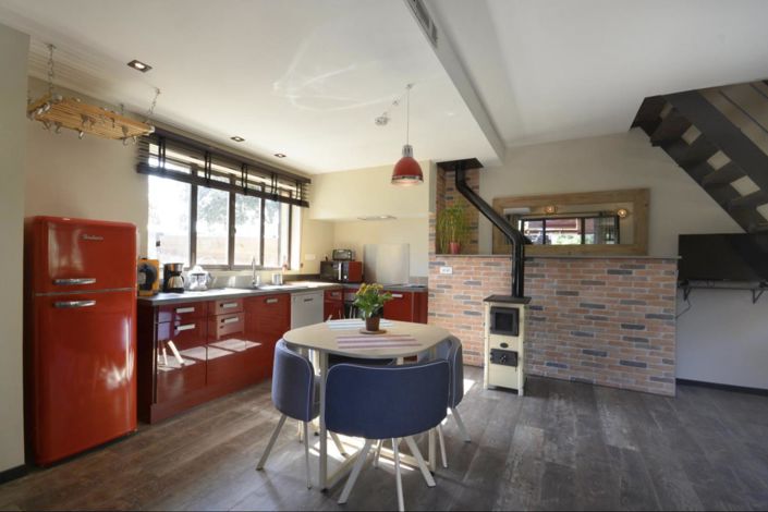 Image No.8-4 Bed House for sale