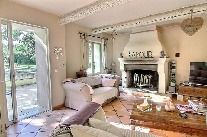 Image No.10-4 Bed House for sale