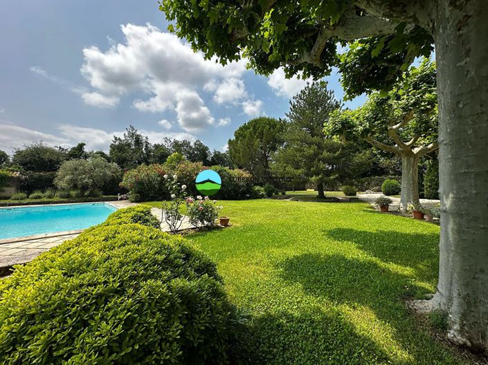 Image No.2-4 Bed House for sale