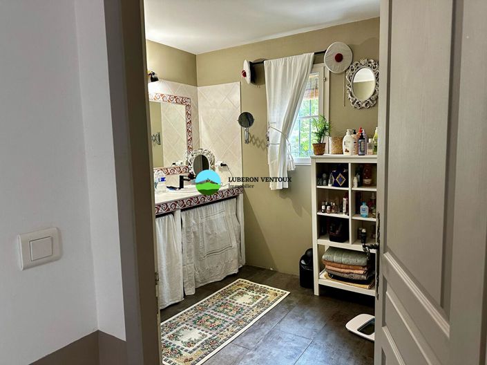 Image No.12-4 Bed House for sale