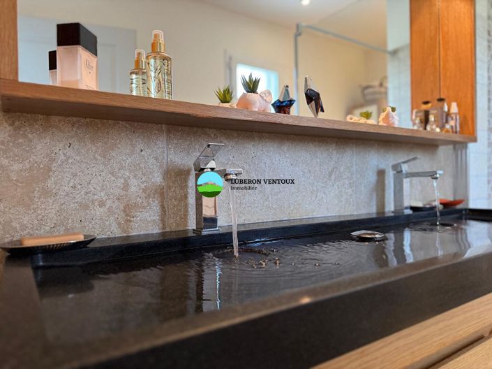 Image No.11-3 Bed House for sale